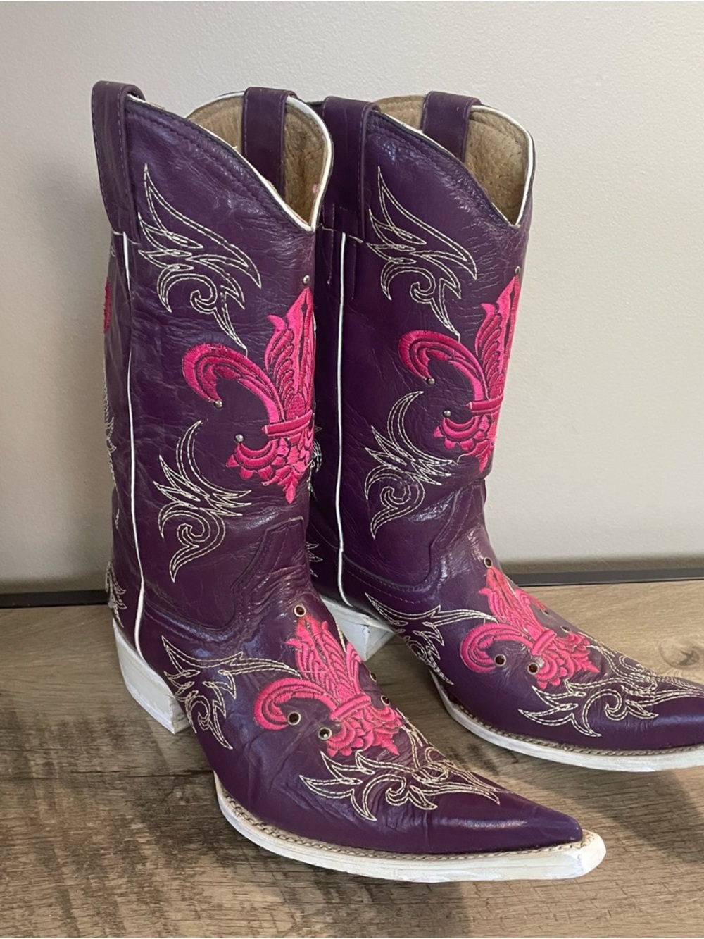 AGUILA REAL Purple Leather HOT PINK Fleur de Lis EXTREME Pointed COWBOY BOOTS